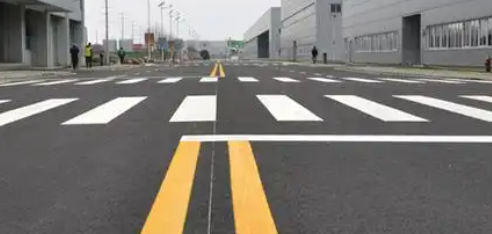 蘇州工廠車間劃線施工選哪家？專業(yè)團隊助力工廠規(guī)范生產(chǎn)